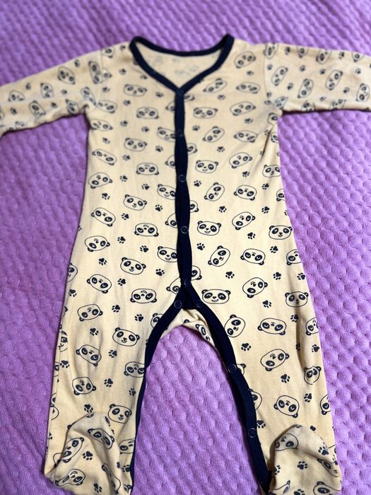 Детские вещи , в отличном состоянии