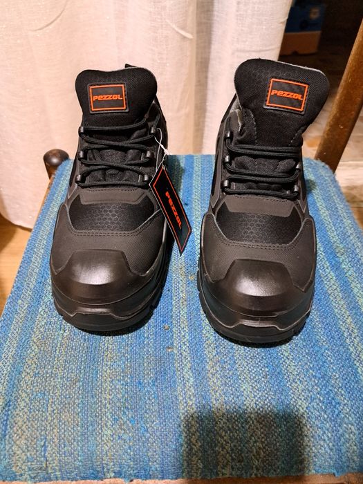 Работни обувки PEZZOL 43 номер Италиански