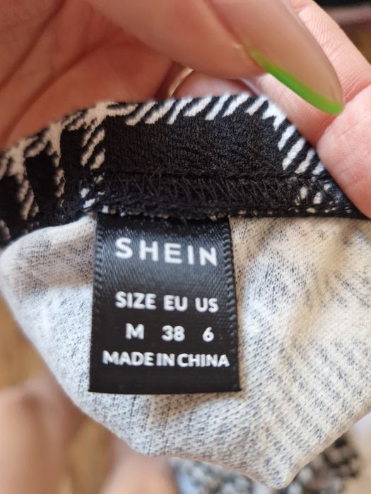 Поличка от SHEIN