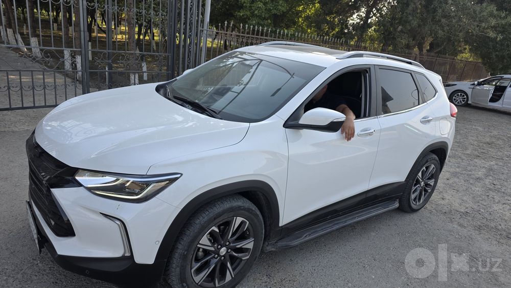 Tracker premier sotiladi
