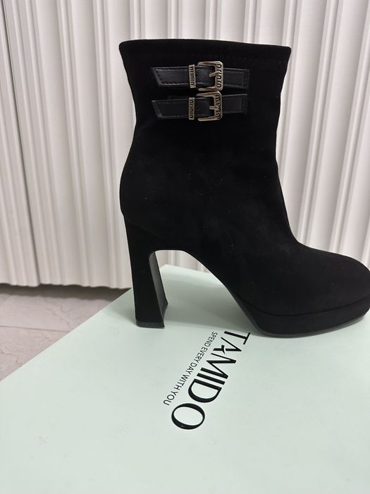 Полусапожки замшевые