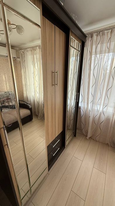 Сдам 2х ком квартиру на Миробадском районе