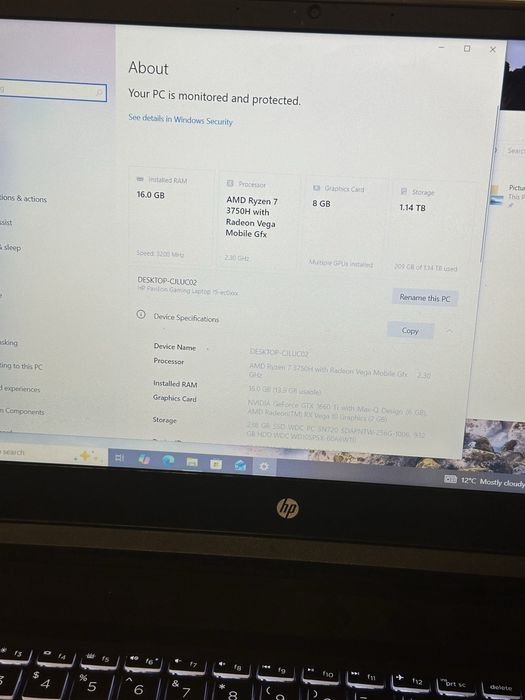 Laptop Gaming HP Pavilion 15 | Ryzen 7 3750H | GTX 1660 Ti Max-Q 16RAM