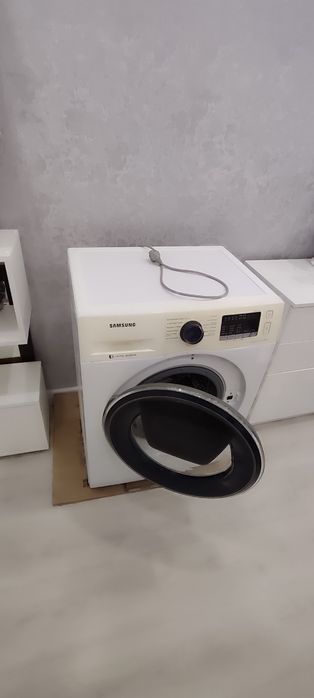 Продам стиральную машину