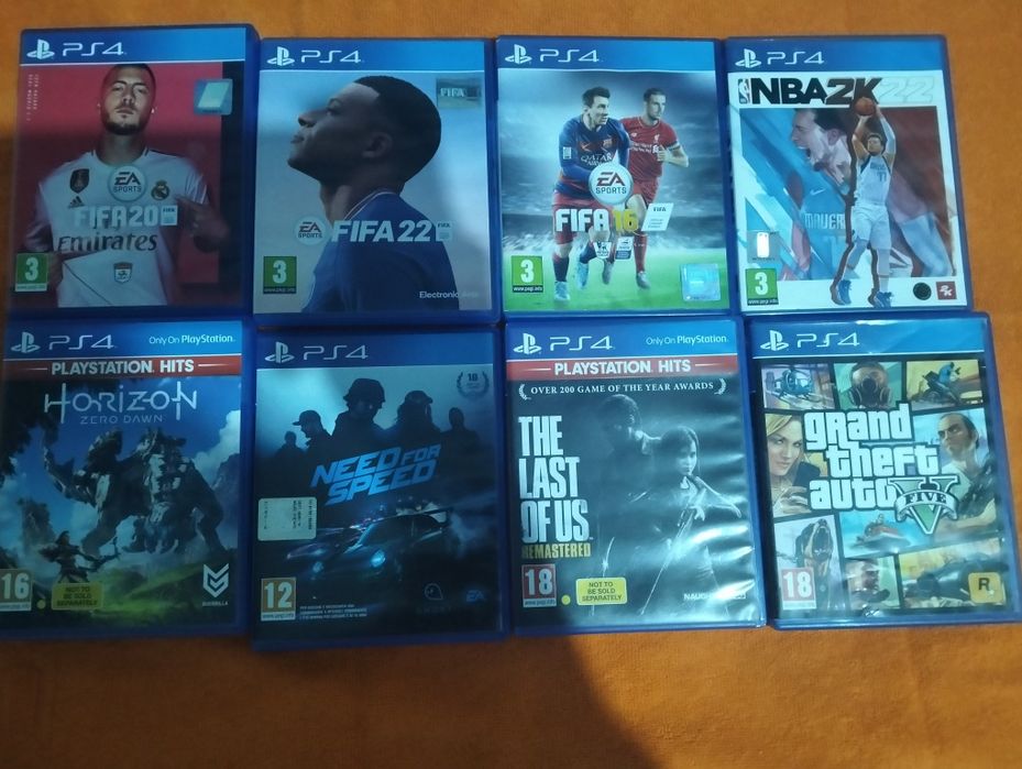 Vând jocurii Ps4