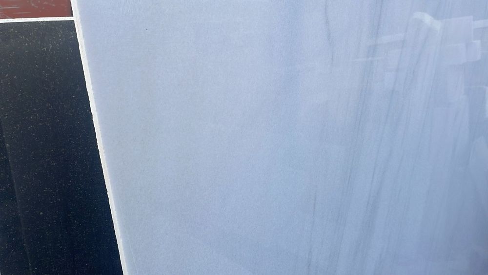 Vindem granit si marmura