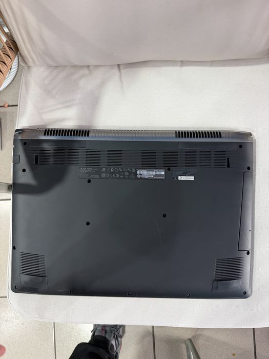 Vand laptop gaming acer vn7 nitro i5 6300hq 8gb ssd 128gb hdd 500 gtx 950 17 inch full hd