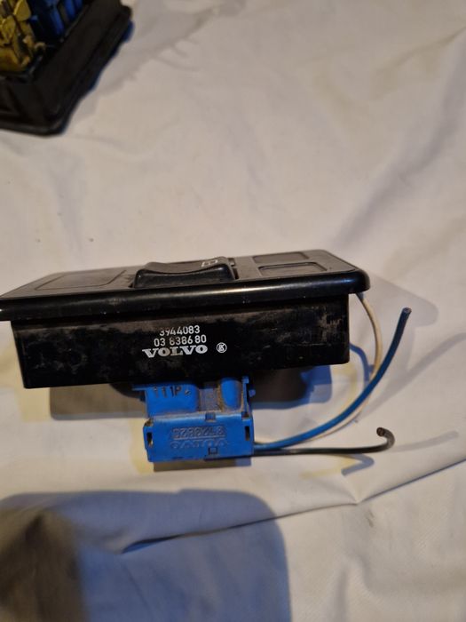 Волва FH12  2000 год