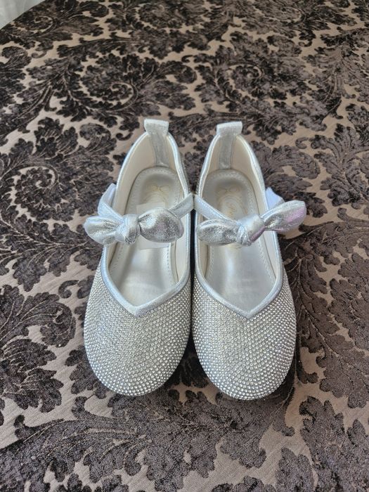 Новые туфли 30 р.