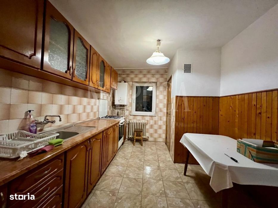 Apartament 3 camere de vanzare in Manastur, Cluj Napoca