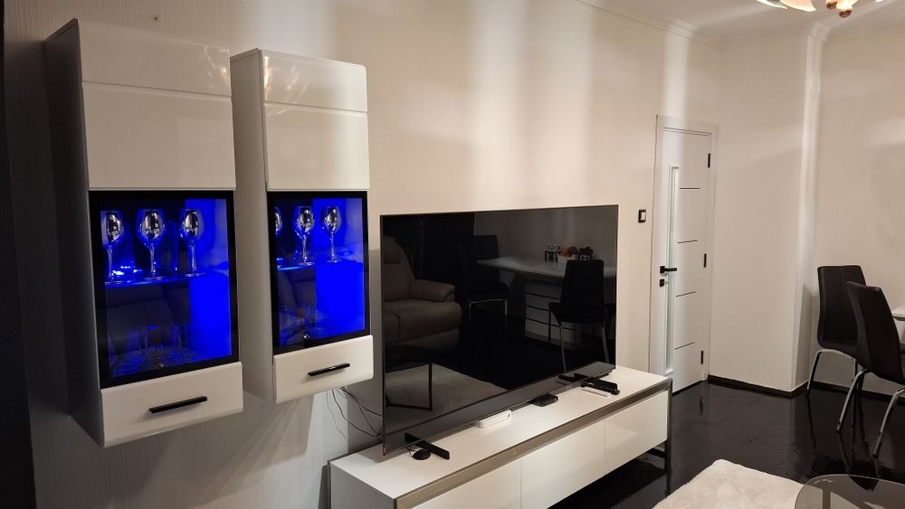 Продавам тристаен апартамент в Овча купел 2