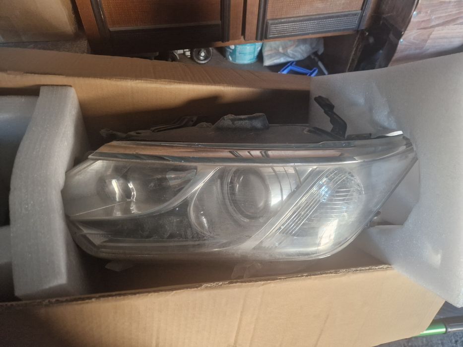 фары камри 55, две штуки