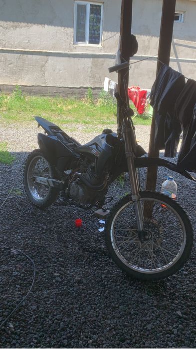 Продам эндуро 250сс