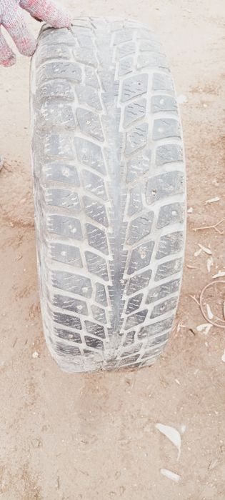 Колесо на машину