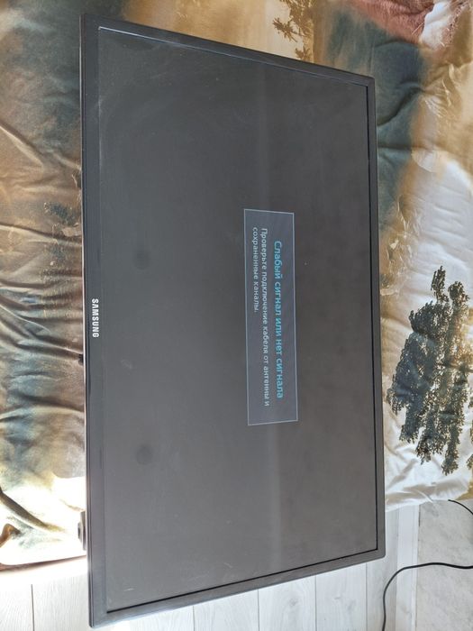 Samsung 32" LED телевизор