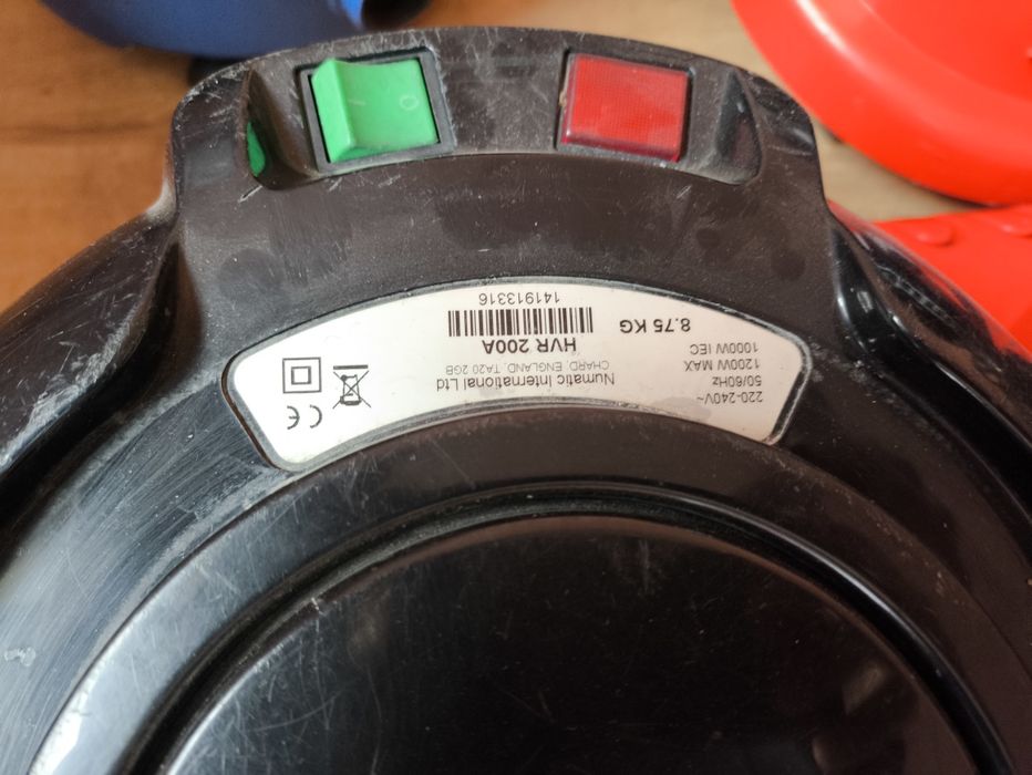 Хенри Прахосмукачка Henry Numatic Нуматик