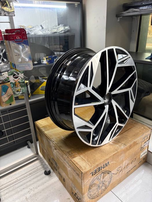 Оригинальные корейские диски R20 5/114.3 для Hyundai и KIA и другим