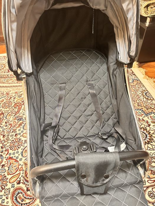 Коляска десткий черная