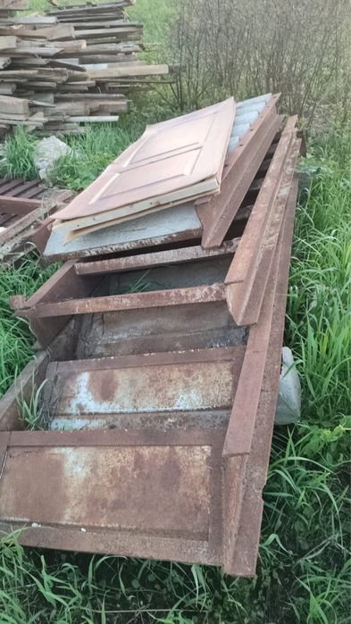 Лестницы готовые 3 штуки