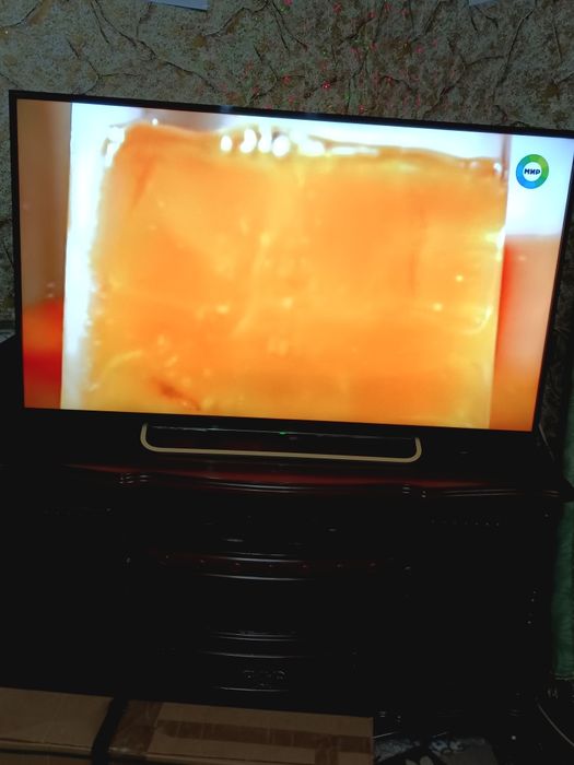 Продаю телевизор SONY цена 180,000 тыс