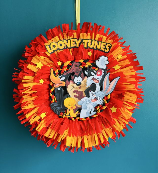 Looney Toons пинята Бъгс Бъни