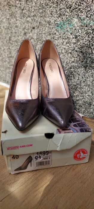Продам туфли 40 размера