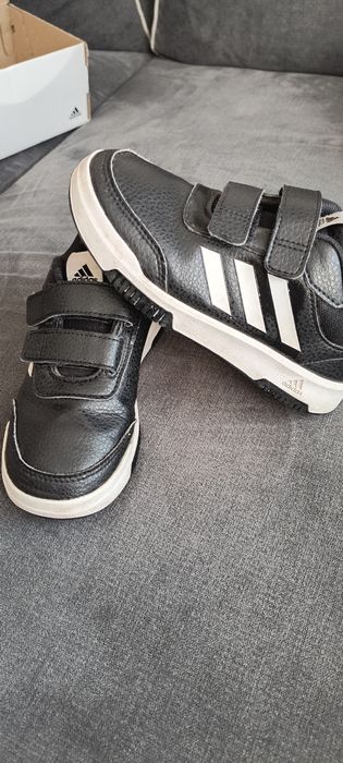 Маратонки Адидас