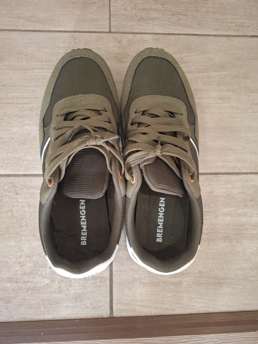 Кроссовки мужские