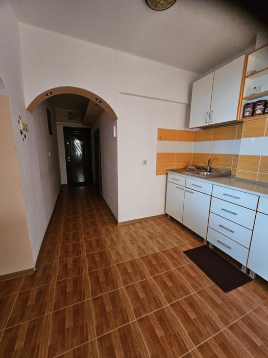 Dacia, apartament 2 camere decomandat