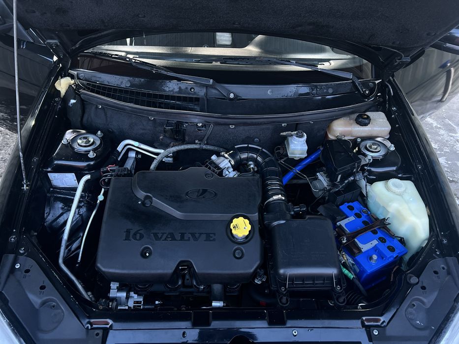 продам lada priora