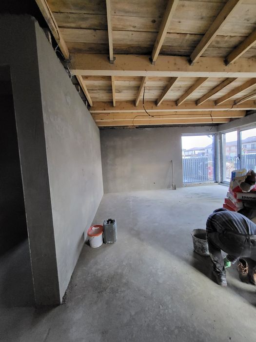 Tencuiala mecanizata