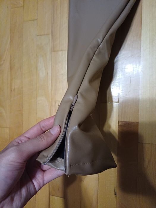 Новые брюки из экокожи