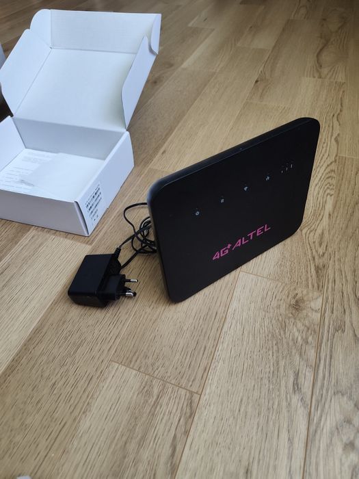 WiFi роутер с номером Altel