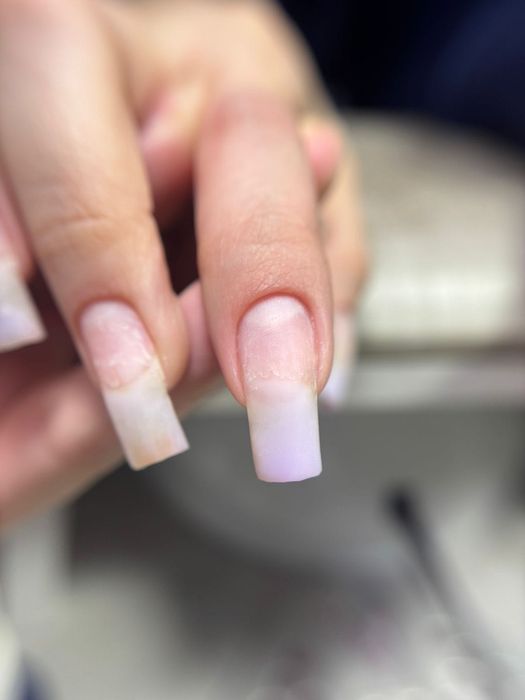 Маникюр и педикюр