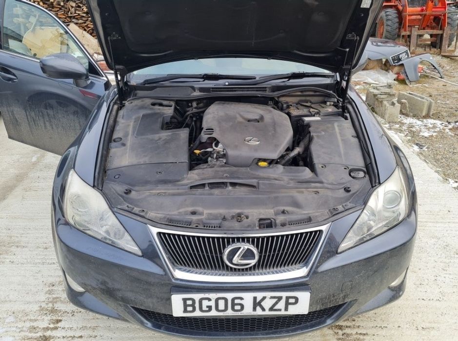 Portiera Lexus IS220D Aripa Lexus, Stop Lexus Piese Lexus IS220D
