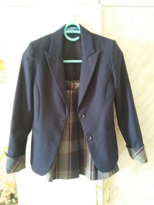 Костюм школьный на девочку