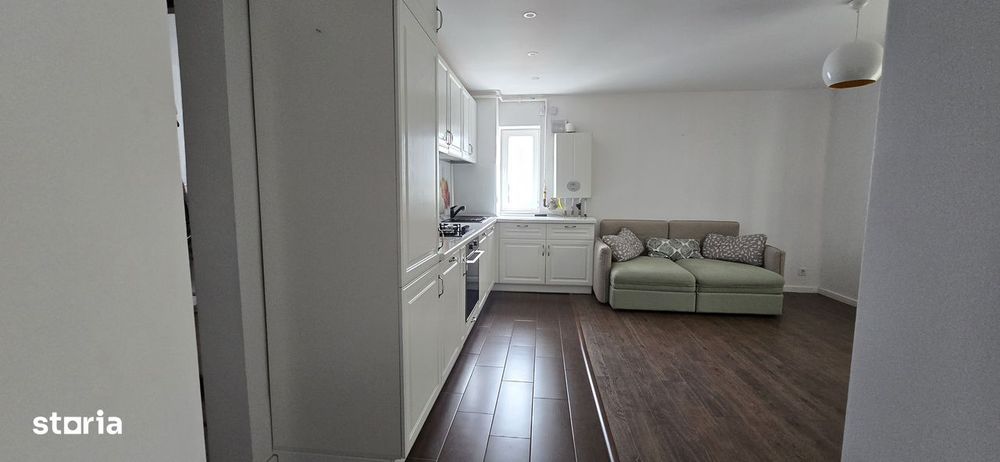 Micro 4 Targoviste , inchiriere apartament 3 camere