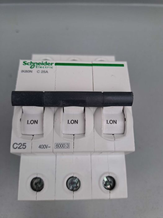 Siguranta automata Schneider 1P+N - 25 A  si alte modele