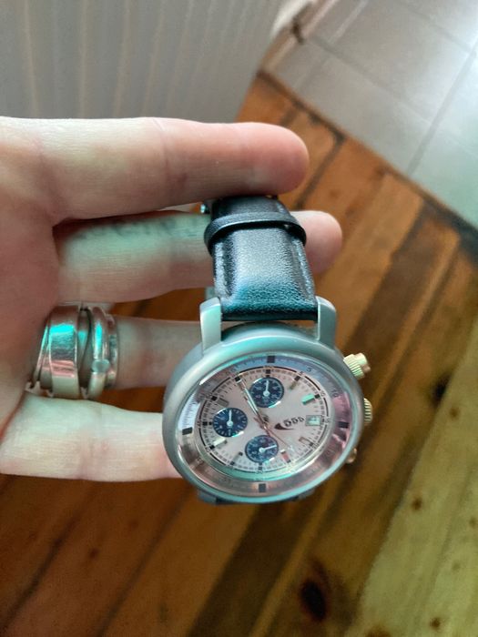 Кварцов хронограф марка 555