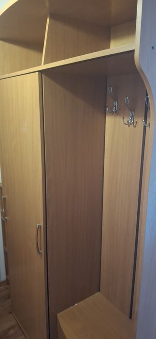 Продаём шкаф для одежды