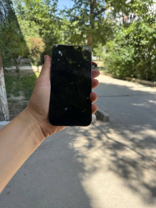 Ipxone 12 pro sotiladi