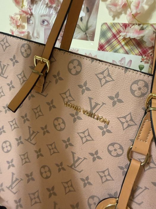louis vuitton розова