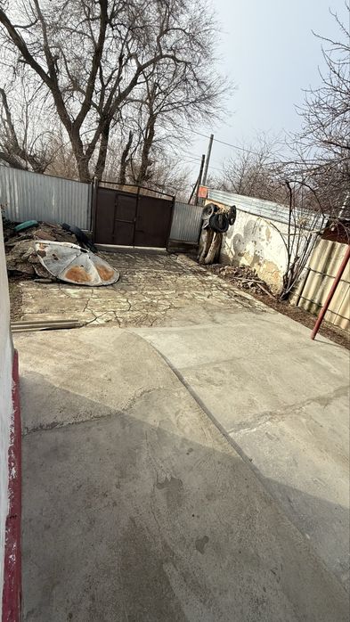 Продаеться отдельный дом