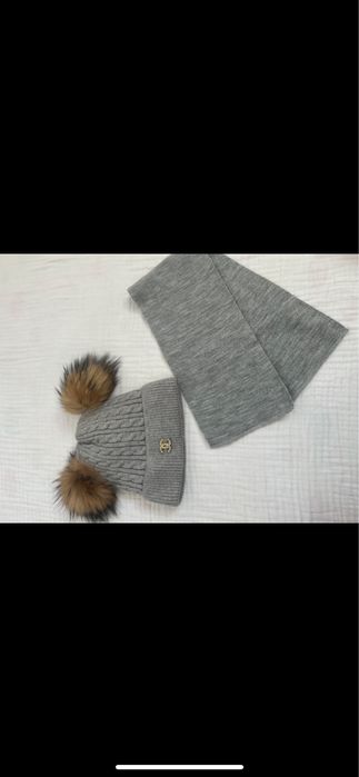 Продам Шапка с шарфом