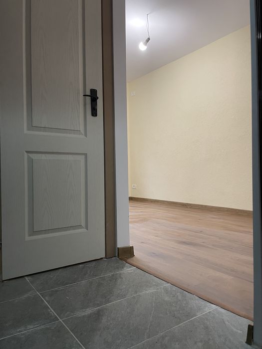 Vanzare garsoniera Berceni-metaurgiei