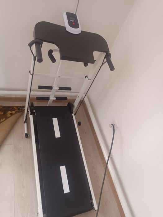 Беговая дорожка механическая