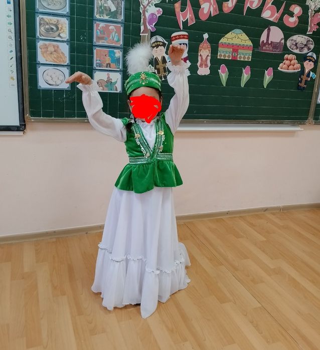 Продам казахский платье