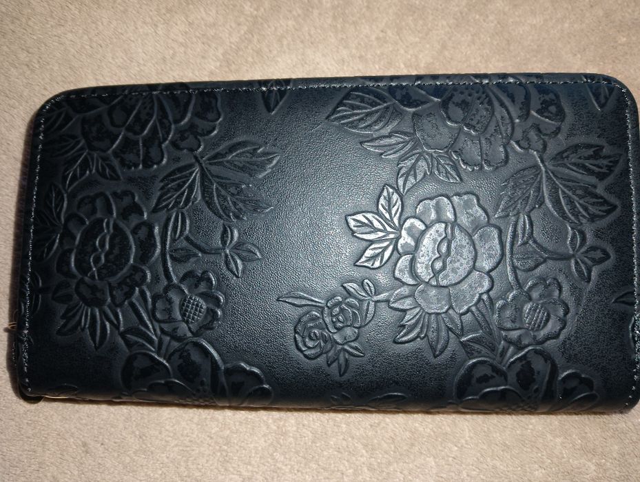 Дамско  портмоне в три цвята