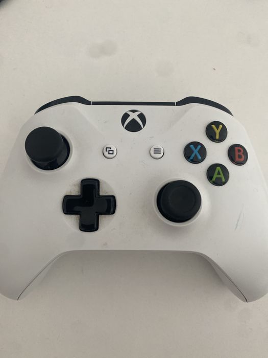 vand controller xbox one s NU LIVREZ