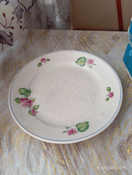 Продам советские тарелки